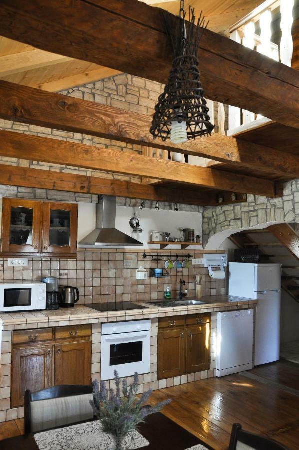 Rustic Apartment Mariva Ljubač Exteriör bild