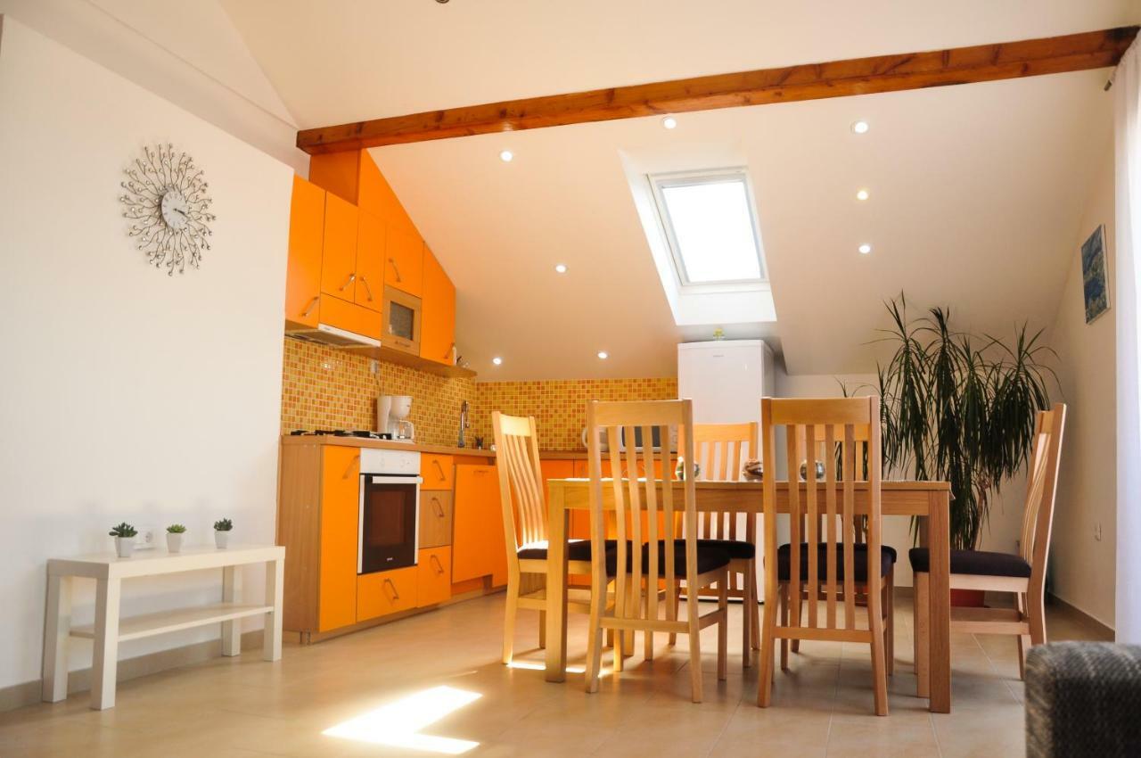 Rustic Apartment Mariva Ljubač Exteriör bild