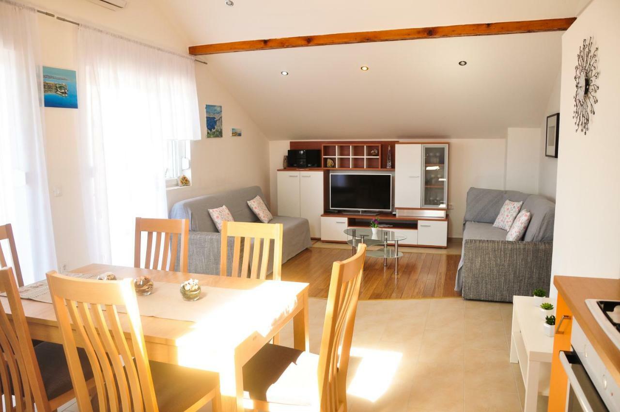 Rustic Apartment Mariva Ljubač Exteriör bild