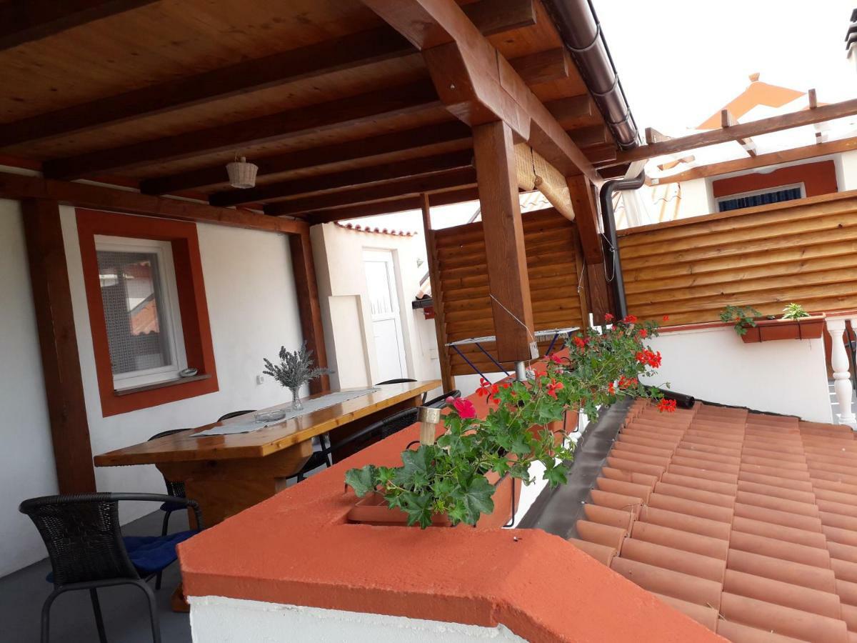 Rustic Apartment Mariva Ljubač Exteriör bild